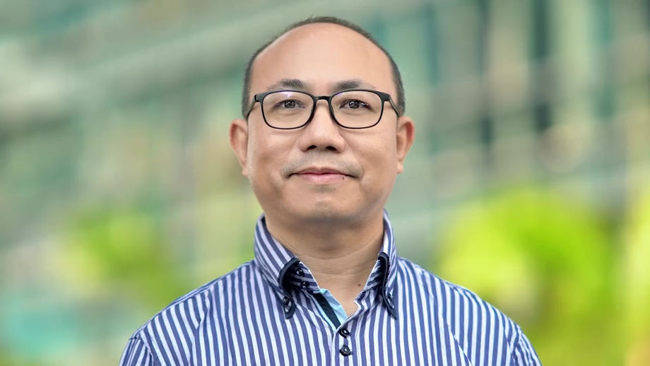 Wall Street English 8th Anniversary Video - 2025